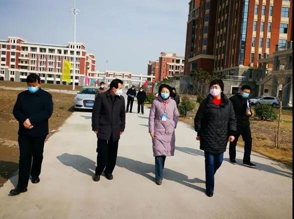 宿州市政府副市长马杰一行到宿州工业学校调研疫情防控工作(图2)