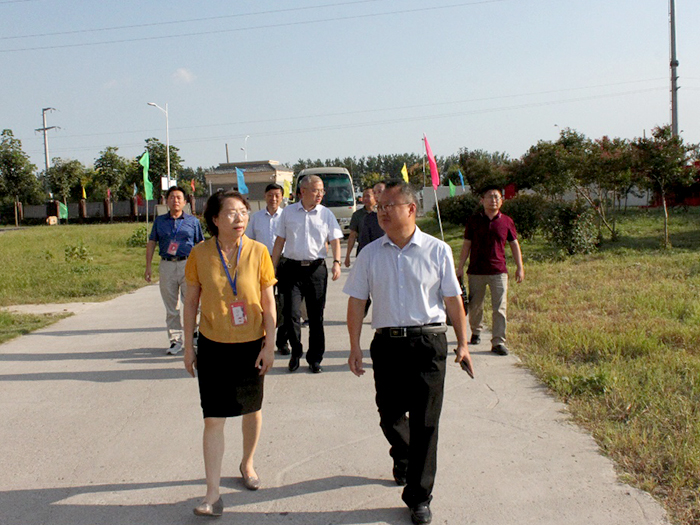 抢抓“一体化”发展机遇 探求“高质量”发展目标 --市委教育工委书记、市教体局局长甘大庆调研宿州工业学校(图1)