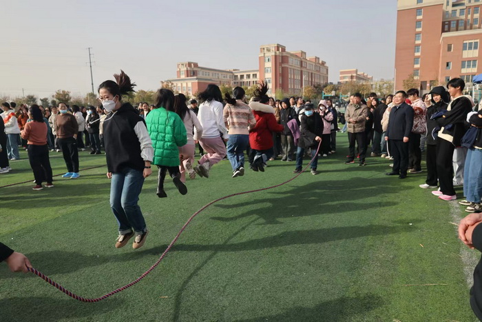 安徽省宿州工业学校举行第九届田径运动会暨教职工运动会(图11)