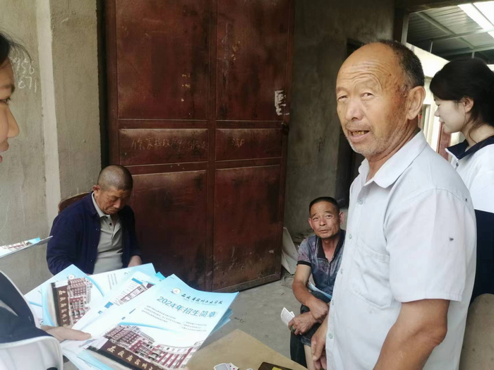 宿州工业学校学生开展“职教进村”(社区)活动(图5)