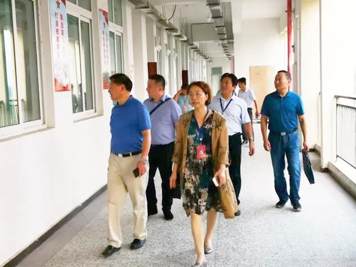 市退役军人事务局领导来宿州工业学校视察指导退役士兵职业技能培训准备工作(图1)