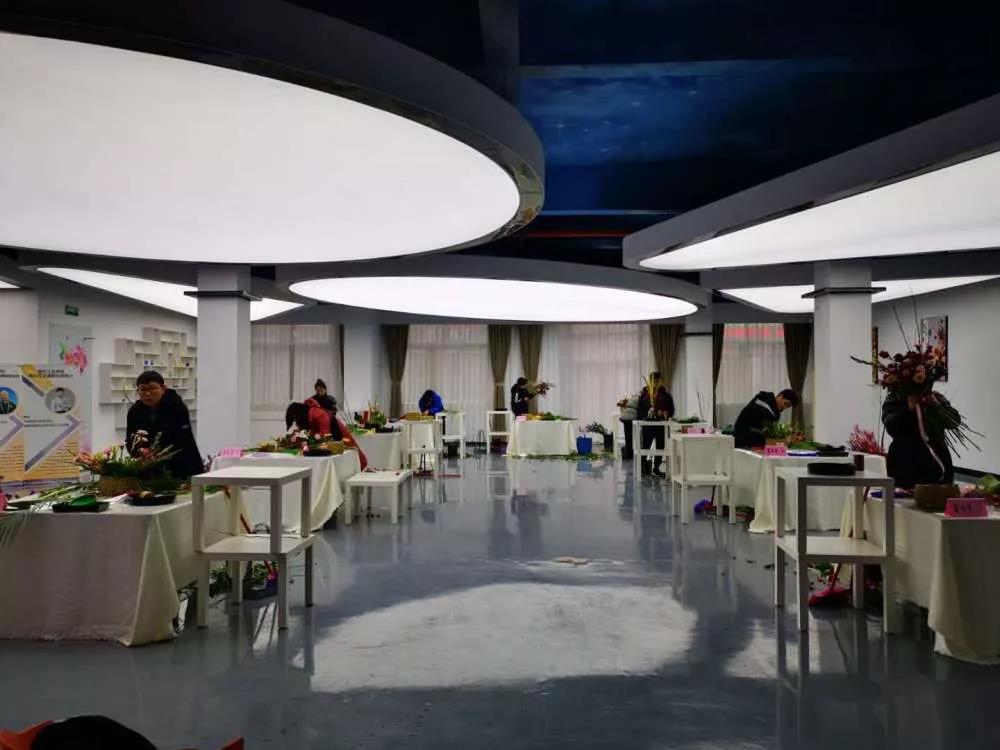 2020年宿州市中职学校技能大赛——宿州工业学校插花艺术赛图片集锦(图2)