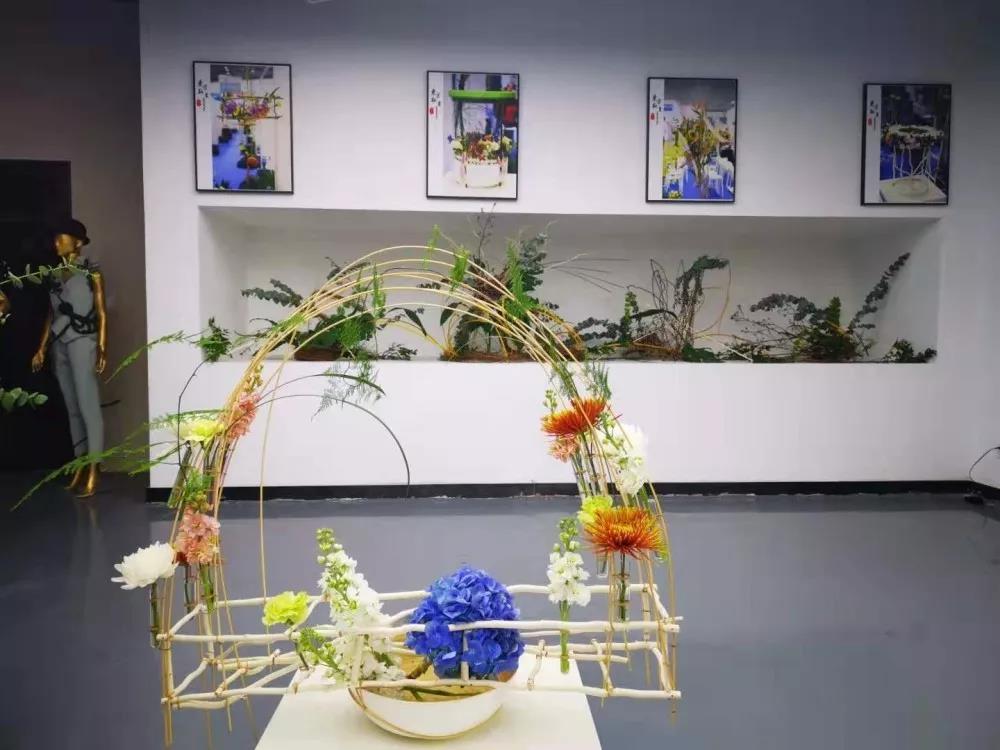 2020年宿州市中职学校技能大赛——宿州工业学校插花艺术赛图片集锦(图5)