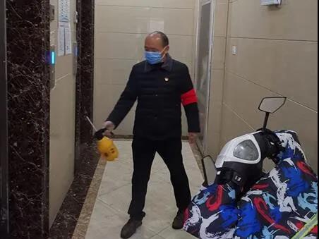 宿州工业学校充分发挥党员先锋模范作用不忘初心助力战疫(图3)