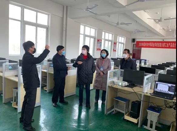 宿州市政府副市长马杰一行到宿州工业学校调研疫情防控工作(图3)