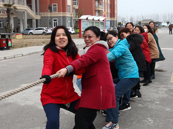宿州工业学校女教工们举行趣味体育活动欢庆三八妇女节(图7)