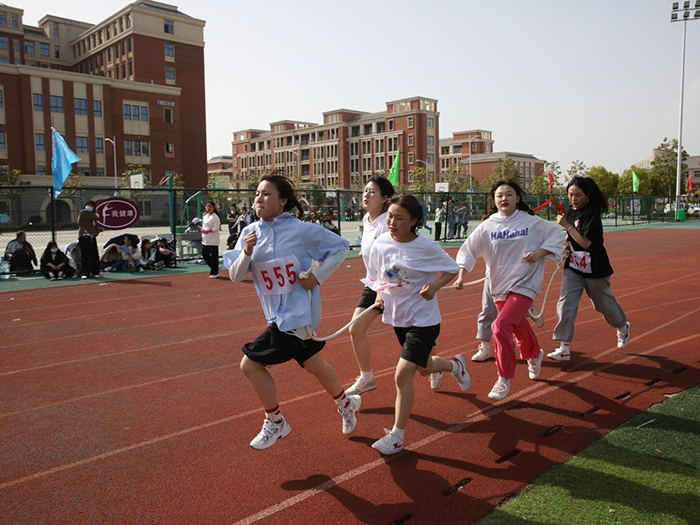 庆建党一百周年 展工校健儿风采 ——安徽省宿州工业学校举行2021年春季田径运动会(图19)