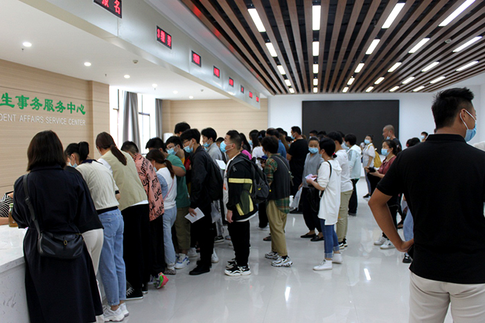 宿州工业学校喜迎2021级新生报到入学(图4)