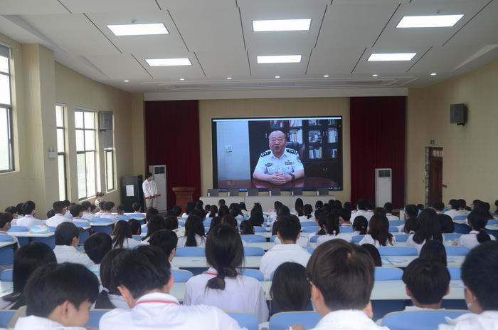 铭记历史，拒绝毒品 ——宿州工业学校举办禁毒宣传主题班会课活动(图2)