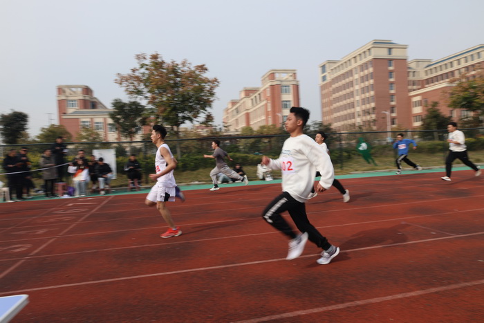 安徽省宿州工业学校举行第九届田径运动会暨教职工运动会(图7)