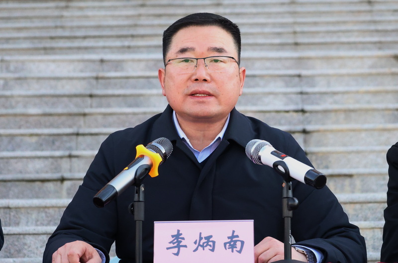 宿州工业学校开展“三八妇女节趣味体育比赛”活动(图2)