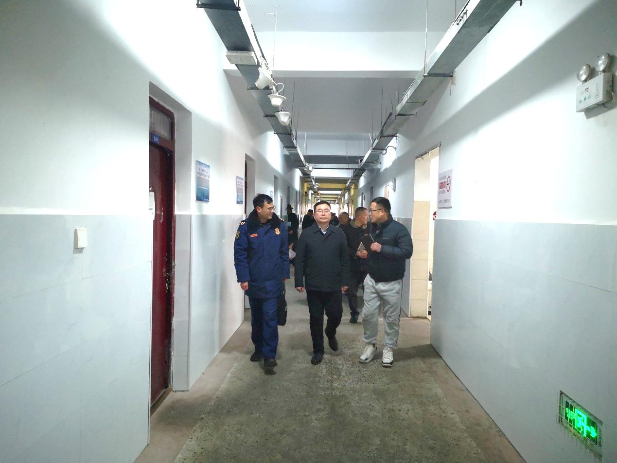 杜绝火灾事故,防患于未然 ——宿州市教体局到工业学校进行消防安全专项检查(图4)