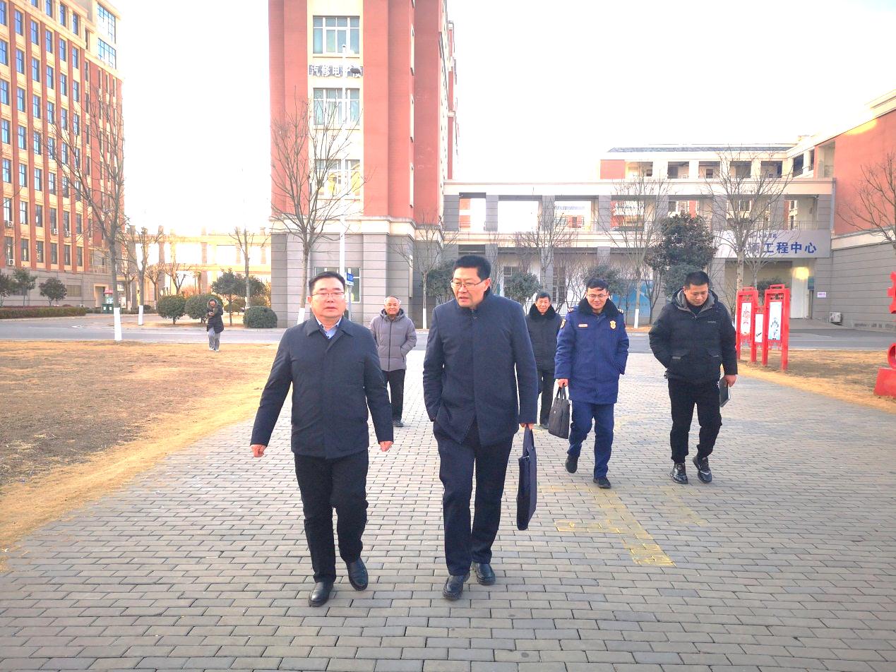 杜绝火灾事故,防患于未然 ——宿州市教体局到工业学校进行消防安全专项检查(图1)