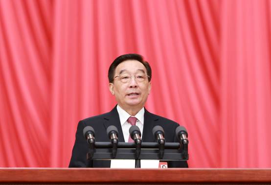 十四届全国人大一次会议在京开幕 习近平等在主席台就座(图5)