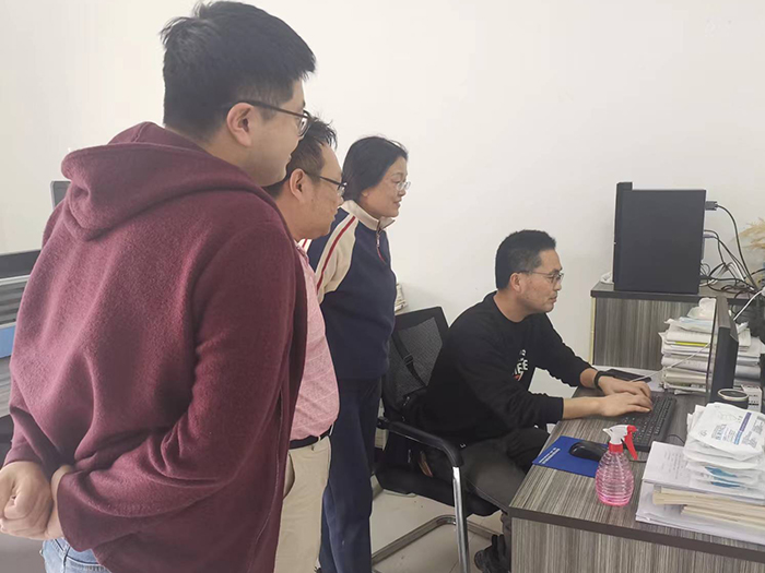 宿州工业学校举行信息技术2.0指导团队专项培训(图1)