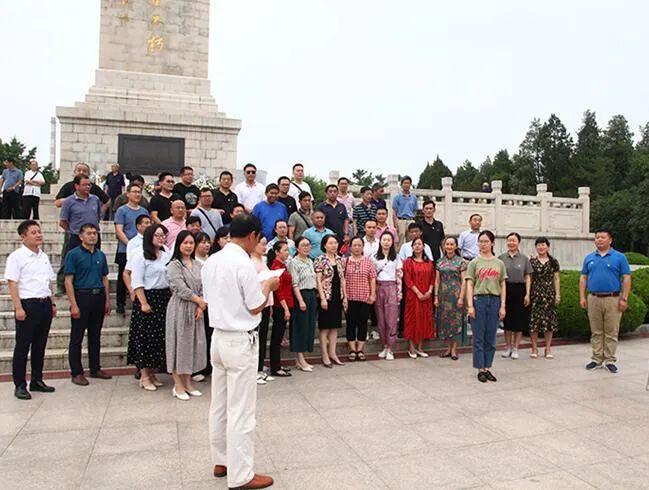 宿州工业学校举行迎七一党员干部党史教育日活动 (图2)