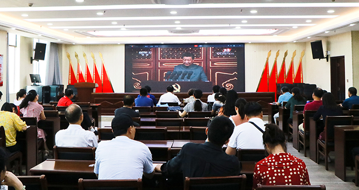举国同庆，共庆党的百年华诞 ——宿州工业学校全体党员收看庆祝中国共产党成立一百周年大会(图3)