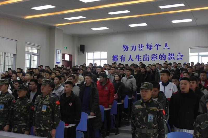 安徽省宿州工业学校举行2019年退役士兵培训结业典礼(图5)