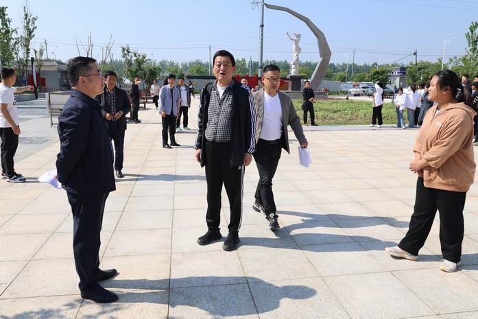 宿州工业学校举行“5.12”防震减灾演练(图4)