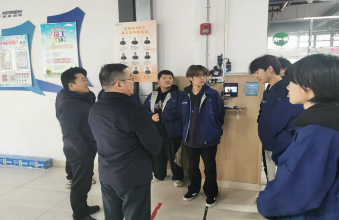 情系莘莘学子  暖心关爱成长(图4)