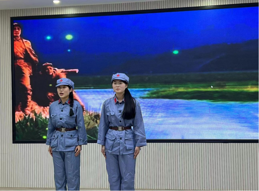 多彩社团齐绽放，五育并举促成长——宿州工业学校开展社团成果汇报展示活动(图1)