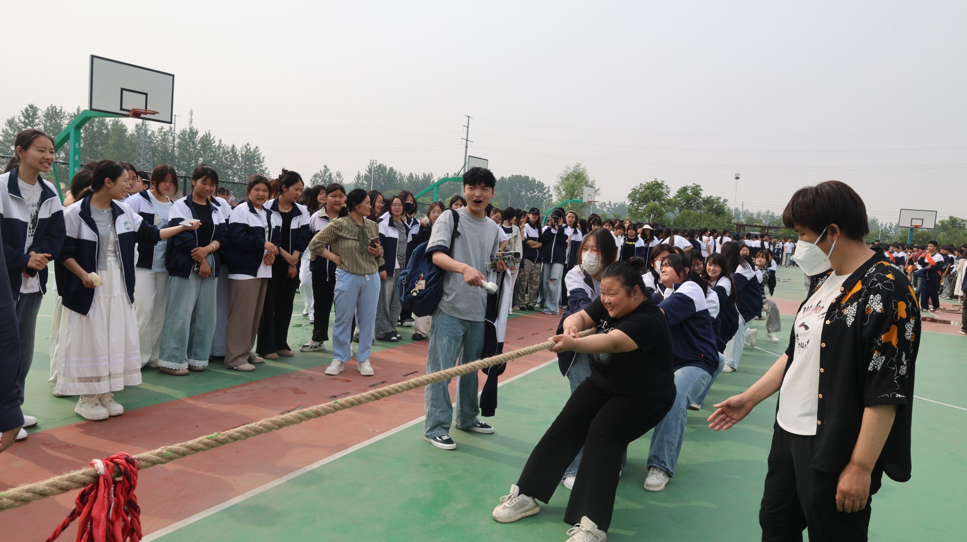 深耕“体”“心”融合   赋能青春育心  —安徽省宿州工业学校召开趣味心理运动会(图3)