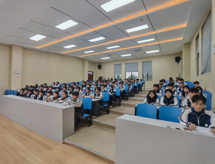 宿州工业学校文化艺术系学生会换届大会顺利召开(图2)