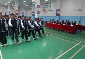 青春淬炼展英姿  ——宿州工业学校举行2025级新生军训会操暨总结表彰大会