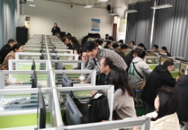 智教融合共进 赋能师生成长——信息工程系开展智慧树AI教学中心使用培训